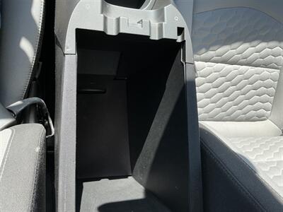 2021 Chevrolet Equinox LS   - Photo 30 - Terre Haute, IN 47804