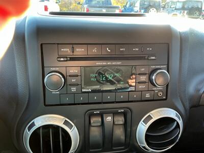 2014 Jeep Wrangler Sahara   - Photo 18 - Terre Haute, IN 47804