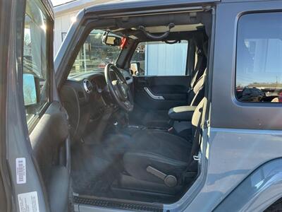 2014 Jeep Wrangler Sahara   - Photo 7 - Terre Haute, IN 47804