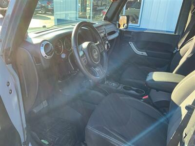 2014 Jeep Wrangler Sahara   - Photo 8 - Terre Haute, IN 47804