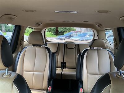 2017 Kia Sedona SX   - Photo 31 - Terre Haute, IN 47804