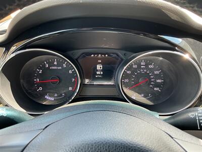 2017 Kia Sedona SX   - Photo 17 - Terre Haute, IN 47804