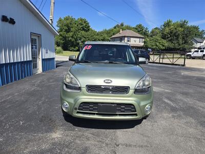 2013 Kia Soul + - Photo 9 - Terre Haute, IN 47804