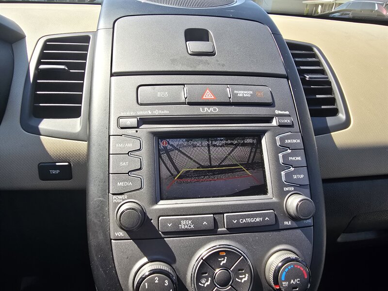 2013 Kia Soul + - Photo 21 - Terre Haute, IN 47804