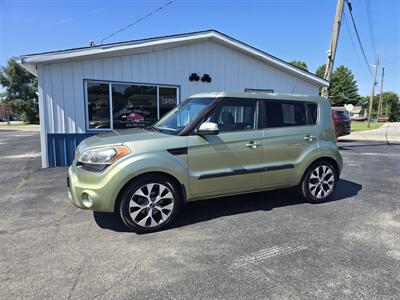 2013 Kia Soul + - Photo 4 - Terre Haute, IN 47804