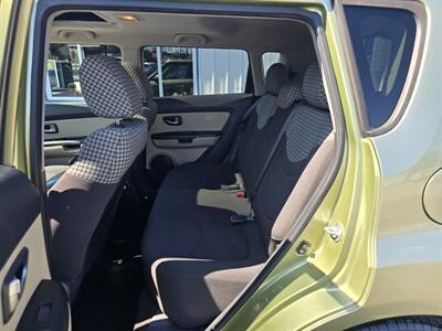 2013 Kia Soul + - Photo 11 - Terre Haute, IN 47804