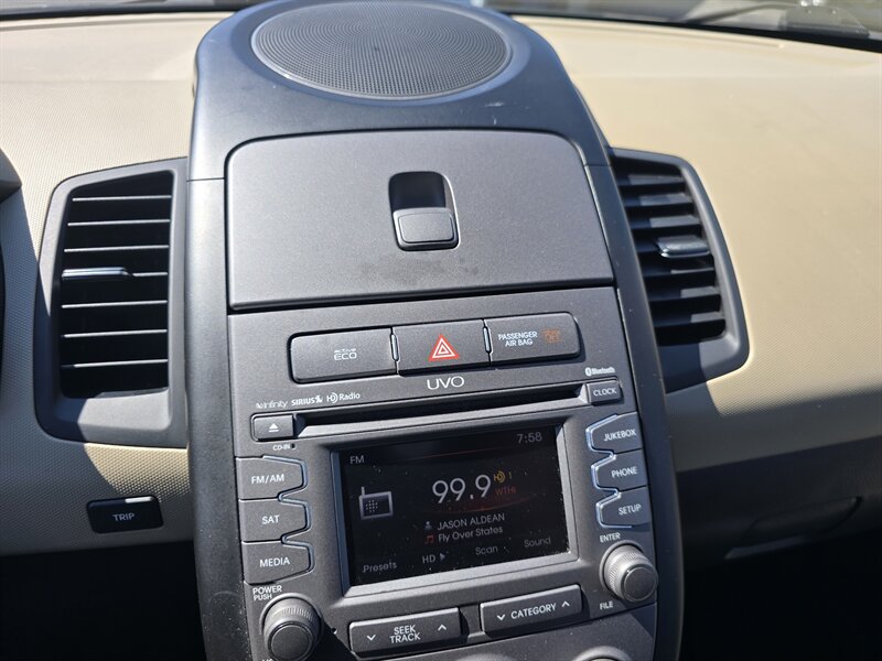 2013 Kia Soul + - Photo 19 - Terre Haute, IN 47804