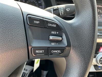 2019 Hyundai ELANTRA SE - Photo 19 - Terre Haute, IN 47804