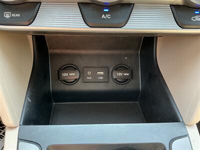 2019 Hyundai ELANTRA SE - Photo 23 - Terre Haute, IN 47804
