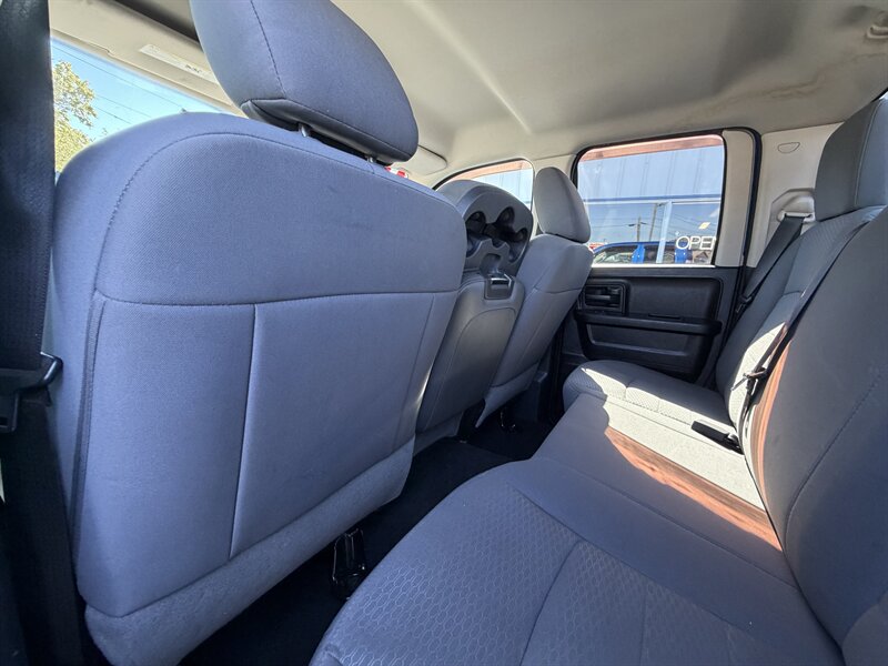 2014 RAM 1500 Tradesman - Photo 12 - Terre Haute, IN 47804
