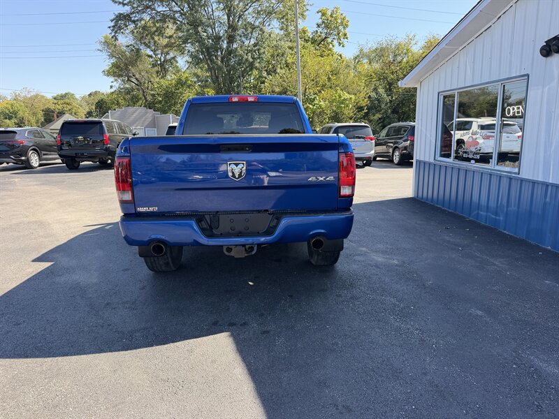 2014 RAM 1500 Tradesman - Photo 4 - Terre Haute, IN 47804