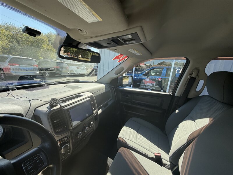 2014 RAM 1500 Tradesman - Photo 16 - Terre Haute, IN 47804