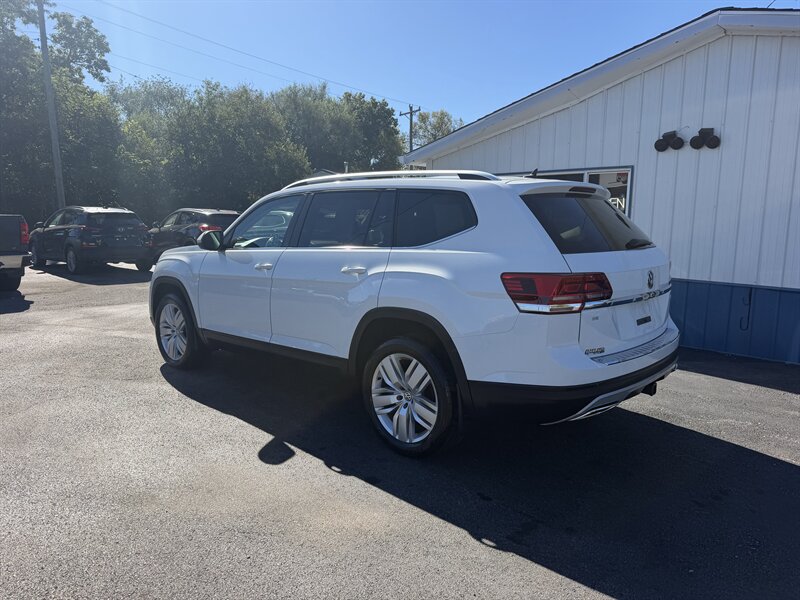 2019 Volkswagen Atlas V6 SE - Photo 3 - Terre Haute, IN 47804