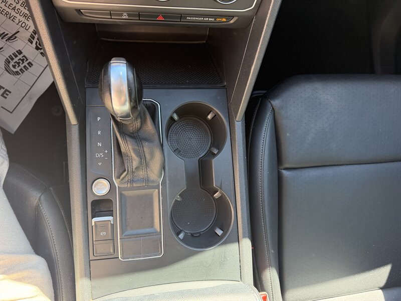 2019 Volkswagen Atlas V6 SE - Photo 35 - Terre Haute, IN 47804