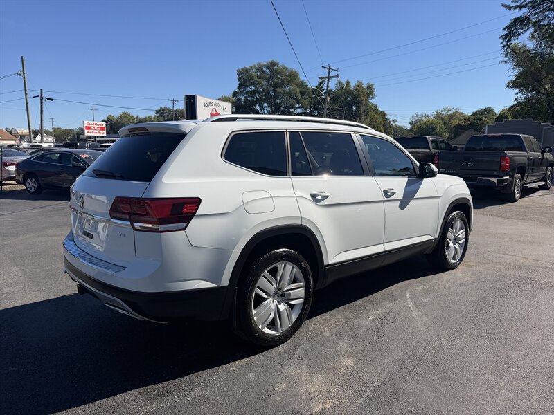 2019 Volkswagen Atlas V6 SE - Photo 5 - Terre Haute, IN 47804
