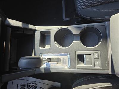 2016 Subaru Outback 2.5i Premium   - Photo 30 - Terre Haute, IN 47804