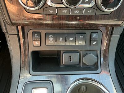 2016 Chevrolet Traverse LTZ   - Photo 28 - Terre Haute, IN 47804