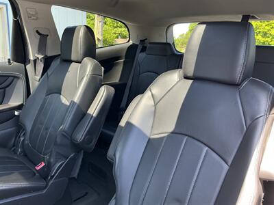 2016 Chevrolet Traverse LTZ   - Photo 12 - Terre Haute, IN 47804