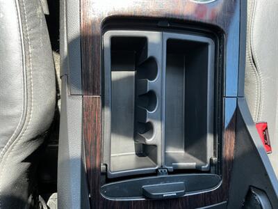 2016 Chevrolet Traverse LTZ   - Photo 32 - Terre Haute, IN 47804