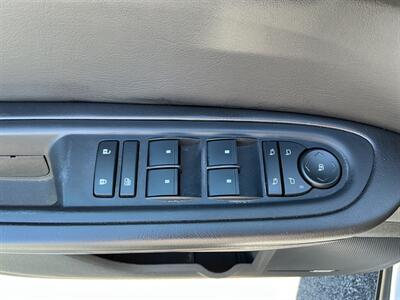 2016 Chevrolet Traverse LTZ   - Photo 16 - Terre Haute, IN 47804
