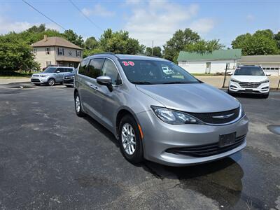 2020 Chrysler Voyager LXi   - Photo 10 - Terre Haute, IN 47804