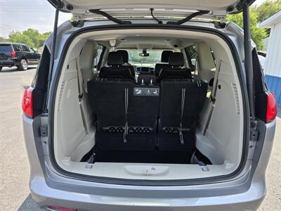 2020 Chrysler Voyager LXi   - Photo 19 - Terre Haute, IN 47804