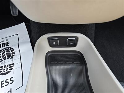 2020 Chrysler Voyager LXi   - Photo 31 - Terre Haute, IN 47804