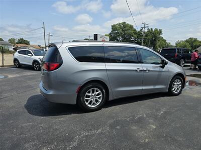 2020 Chrysler Voyager LXi   - Photo 8 - Terre Haute, IN 47804