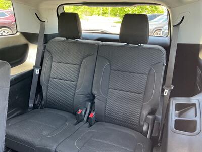 2018 GMC Acadia SLE-1 - Photo 13 - Terre Haute, IN 47804