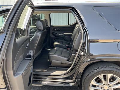 2018 Chevrolet Traverse Premier   - Photo 11 - Terre Haute, IN 47804
