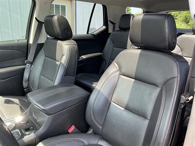 2018 Chevrolet Traverse Premier   - Photo 10 - Terre Haute, IN 47804