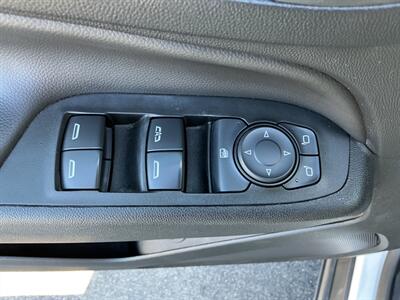 2022 Chevrolet Equinox LT - Photo 16 - Terre Haute, IN 47804