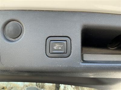 2022 Chevrolet Equinox LT - Photo 35 - Terre Haute, IN 47804