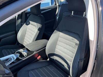 2016 Ford Fusion SE - Photo 10 - Terre Haute, IN 47804