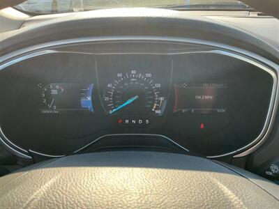 2016 Ford Fusion SE - Photo 18 - Terre Haute, IN 47804