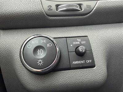 2017 Chevrolet Traverse LT - Photo 28 - Terre Haute, IN 47804
