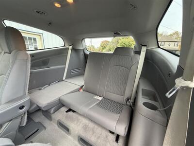 2017 Chevrolet Traverse LT - Photo 19 - Terre Haute, IN 47804
