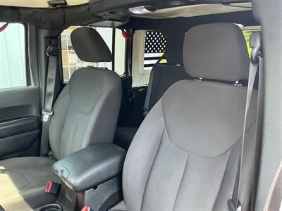 2018 Jeep Wrangler JK Unlimited Sport S   - Photo 11 - Terre Haute, IN 47804