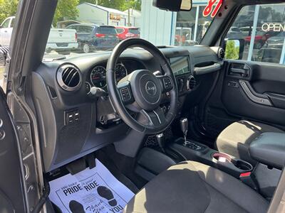 2018 Jeep Wrangler JK Unlimited Sport S   - Photo 10 - Terre Haute, IN 47804