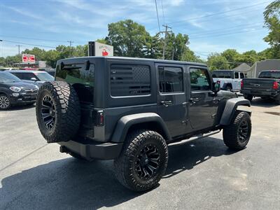 2018 Jeep Wrangler JK Unlimited Sport S   - Photo 6 - Terre Haute, IN 47804