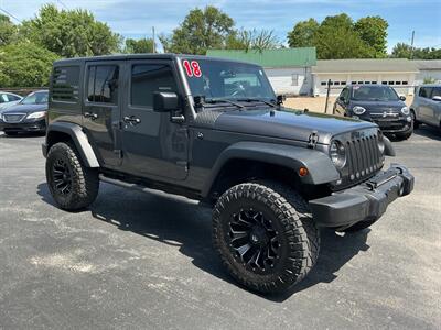 2018 Jeep Wrangler JK Unlimited Sport S   - Photo 7 - Terre Haute, IN 47804