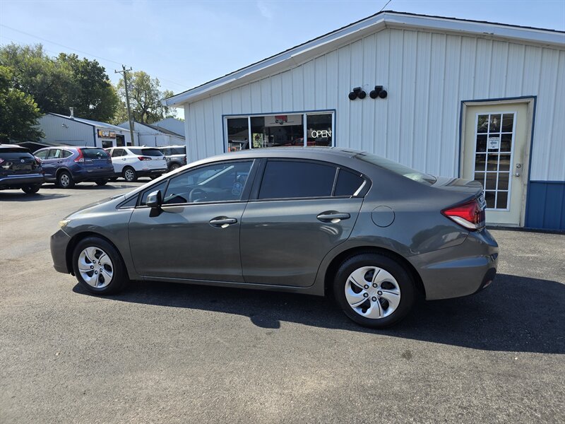 2013 Honda Civic LX - Photo 6 - Terre Haute, IN 47804