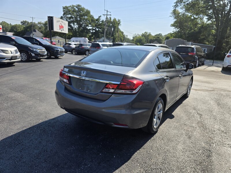2013 Honda Civic LX - Photo 9 - Terre Haute, IN 47804