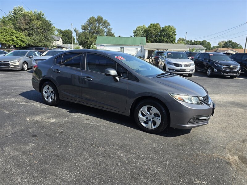 2013 Honda Civic LX - Photo 12 - Terre Haute, IN 47804