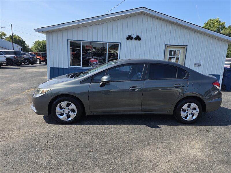 2013 Honda Civic LX - Photo 5 - Terre Haute, IN 47804