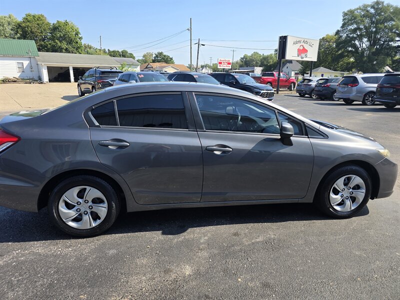 2013 Honda Civic LX - Photo 11 - Terre Haute, IN 47804