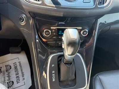 2014 Ford Escape Titanium - Photo 32 - Terre Haute, IN 47804