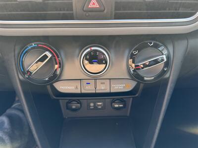 2019 Hyundai KONA SEL   - Photo 28 - Terre Haute, IN 47804