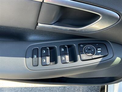 2020 Hyundai SONATA SEL Plus - Photo 14 - Terre Haute, IN 47804