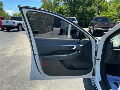 2020 Hyundai SONATA SEL Plus - Photo 13 - Terre Haute, IN 47804